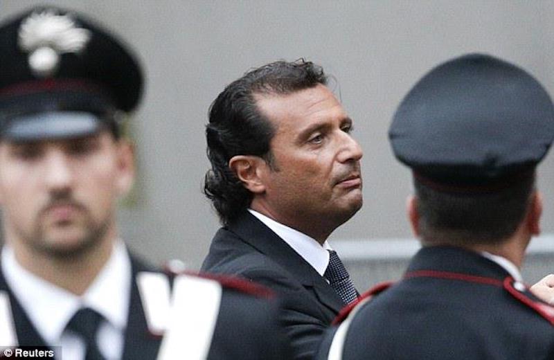  Che Fine Ha Fatto Schettino Comandate Della Costa Concordia